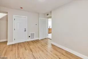 152 N Clinton St, East Orange, NJ 07017 - Photo 35