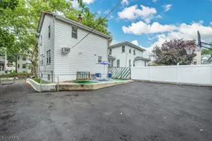 42 Delaware Ave, Bloomfield, NJ 07003 - Photo 15