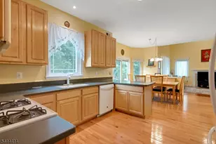 64 Walters Brook Dr, Bridgewater, NJ 08807 - Photo 13
