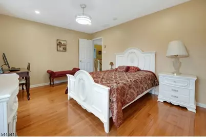 64 Walters Brook Dr, Bridgewater, NJ 08807 - Photo 31