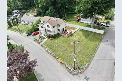 8 Oakwood Rd, Jefferson Township, NJ 07849 - Photo 37