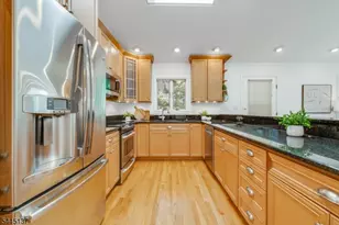 7 Bradford Ave, West Orange Township, NJ 07052 - Photo 21
