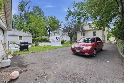 55 Schaefer Rd, Maplewood, NJ 07040 - Photo 33