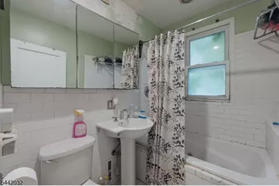 55 Schaefer Rd, Maplewood, NJ 07040 - Photo 19