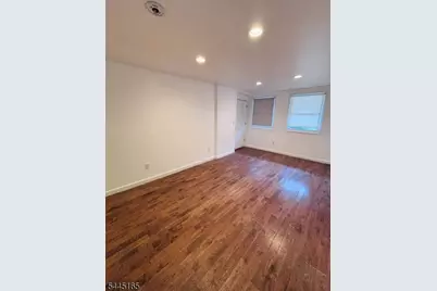 41 Cedar St, Paterson, NJ 07501 - Photo 3