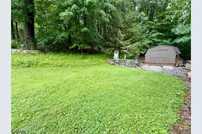120 Barry Dr N, Vernon, NJ 07422 - Photo 5