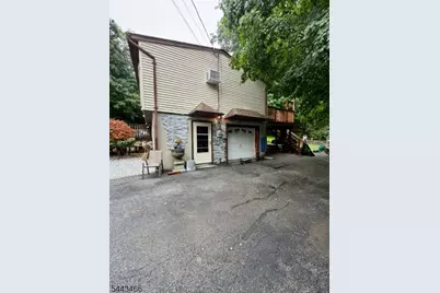 120 Barry Dr N, Vernon, NJ 07422 - Photo 3