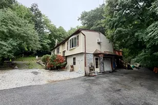 120 Barry Dr N, Vernon, NJ 07422 - Photo 3