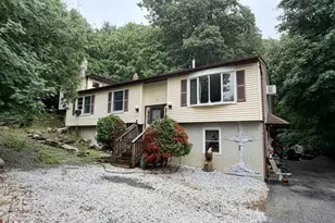 120 Barry Dr N, Vernon, NJ 07422 - Photo 1