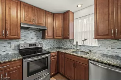 98 Wood Duck Ct, Allamuchy Township, NJ 07840 - Photo 5