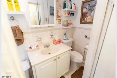 65 Taylor St, Newark, NJ 07104 - Photo 11