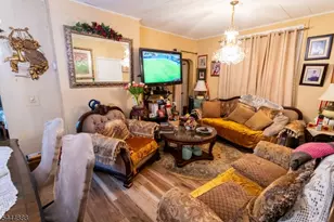 65 Taylor St, Newark, NJ 07104 - Photo 3