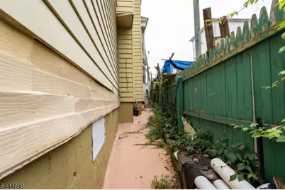 65 Taylor St, Newark, NJ 07104 - Photo 41