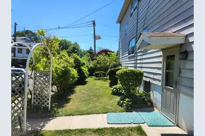 497 Clinton Pl, Newark, NJ 07112 - Photo 5