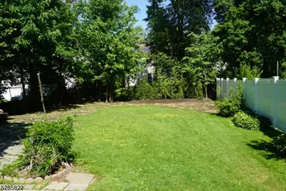 46 Roosevelt Ave, Parsippany, NJ 07034 - Photo 15