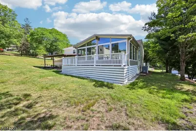 54 Mountainview Dr, Cedar Grove, NJ 07009 - Photo 35