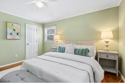 54 Mountainview Dr, Cedar Grove, NJ 07009 - Photo 19