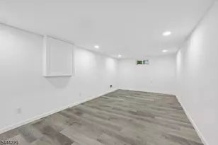 54 Mountainview Dr, Cedar Grove, NJ 07009 - Photo 27