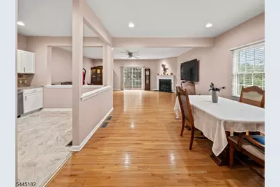 67 Rhyan Dr, Parsippany, NJ 07054 - Photo 3