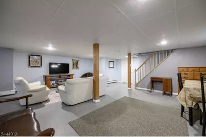 341 Saint Johns Pl, Bound Brook, NJ 08805 - Photo 23