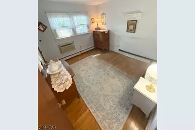 2 Mohican Trl, Jefferson Township, NJ 07438 - Photo 11