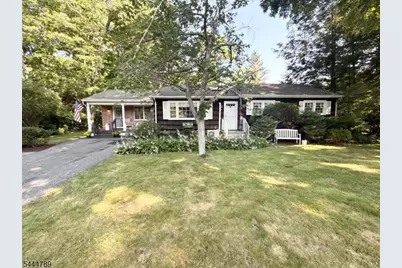 2 Mohican Trl, Jefferson Township, NJ 07438 - Photo 3