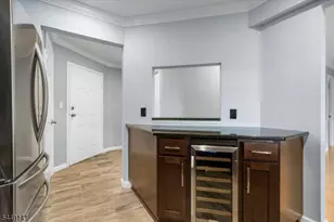 37 Amethyst Ln, Paterson, NJ 07501 - Photo 3