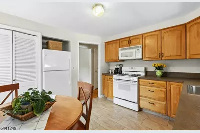922 Cleveland Ave, Westfield, NJ 07090 - Photo 13