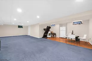 1 Tanager Dr, Raritan Township, NJ 08551 - Photo 37