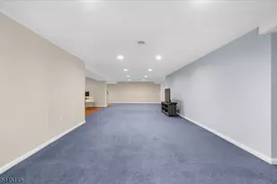 1 Tanager Dr, Raritan Township, NJ 08551 - Photo 39
