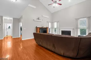 1 Tanager Dr, Raritan Township, NJ 08551 - Photo 17