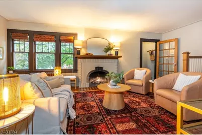 38 Burroughs Way, Maplewood, NJ 07040 - Photo 5