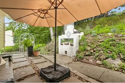 5 The Glen, Cedar Grove, NJ 07009 - Photo 29