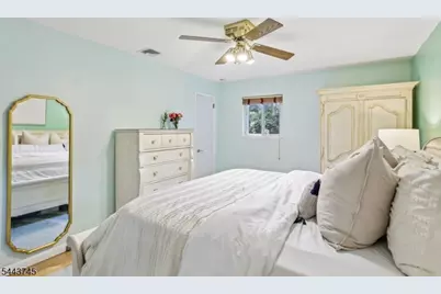 5 The Glen, Cedar Grove, NJ 07009 - Photo 17