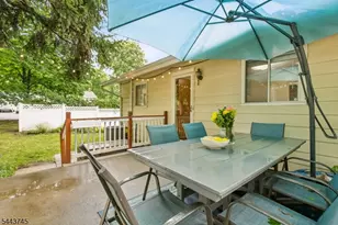 5 The Glen, Cedar Grove, NJ 07009 - Photo 27