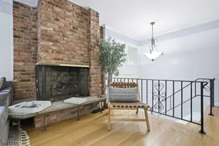 5 The Glen, Cedar Grove, NJ 07009 - Photo 7