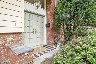 5 The Glen, Cedar Grove, NJ 07009 - Photo 3