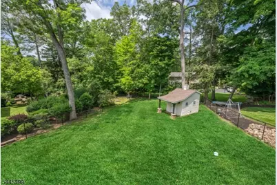 31 Osceola Rd, Wayne, NJ 07470 - Photo 37