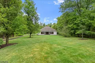 36 Blackstone Dr, Montgomery Township, NJ 08540 - Photo 29