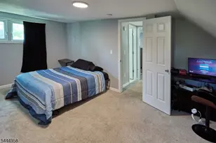1 Lakeshore Dr, Roxbury Township, NJ 07857 - Photo 9