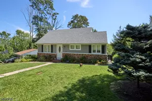 1 Lakeshore Dr, Roxbury Township, NJ 07857 - Photo 1