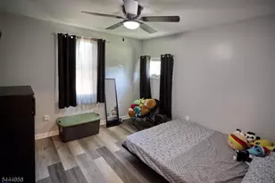 1 Lakeshore Dr, Roxbury Township, NJ 07857 - Photo 7