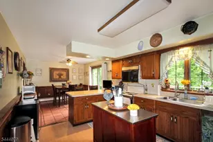 149 N Locust Lake Rd, Hope Township, NJ 07825 - Photo 3