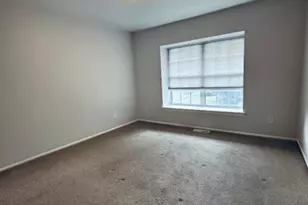 231 McAuliffe Ct, Franklin Township, NJ 08873 - Photo 13