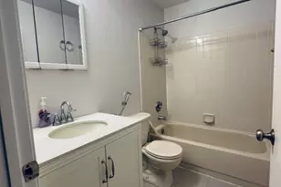 231 McAuliffe Ct, Franklin Township, NJ 08873 - Photo 13