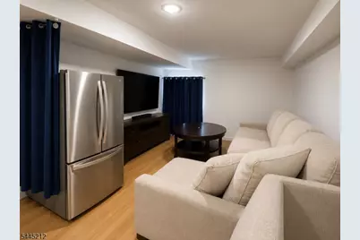 757 Seaport Dr, Elizabeth, NJ 07201 - Photo 5