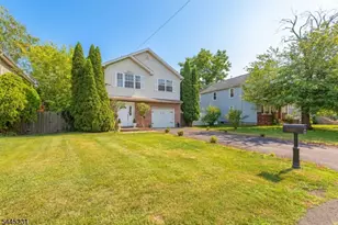 2402 Hamlette Pl, Scotch Plains Township, NJ 07076 - Photo 3