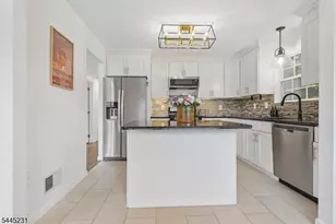2402 Hamlette Pl, Scotch Plains Township, NJ 07076 - Photo 11