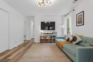 2402 Hamlette Pl, Scotch Plains Township, NJ 07076 - Photo 21