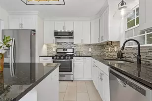 2402 Hamlette Pl, Scotch Plains Township, NJ 07076 - Photo 13
